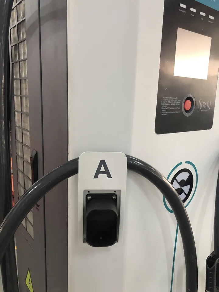 240kW 300kW 480kW EV DC Charger Electric Vehicle Charging Pile DC Fast Charging Station